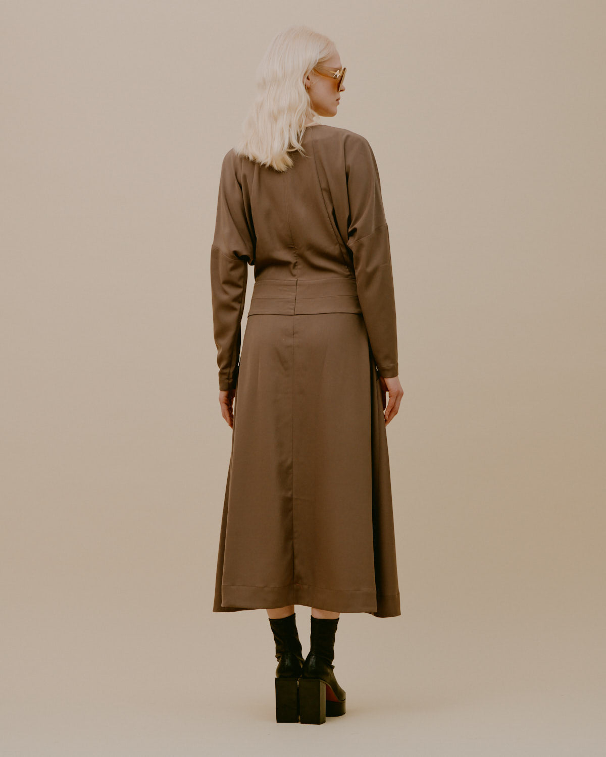 CAEN TAUPE